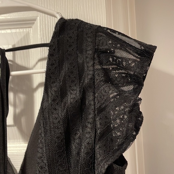 Black lace mini dress - Picture 3 of 7